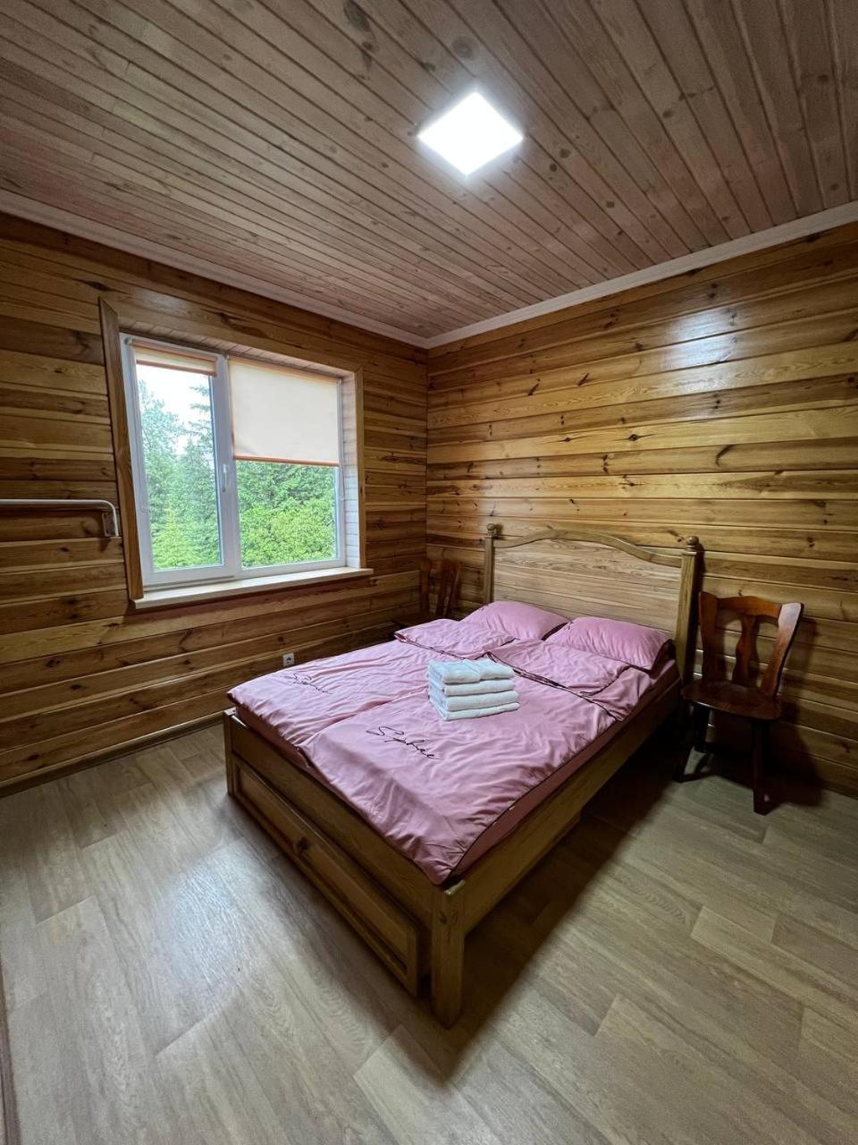 Коттедж Для Отдыха Дискавери Yablunytsya Exterior photo