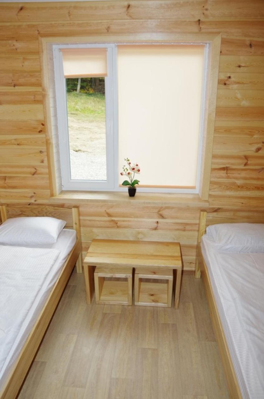 Коттедж Для Отдыха Дискавери Yablunytsya Exterior photo