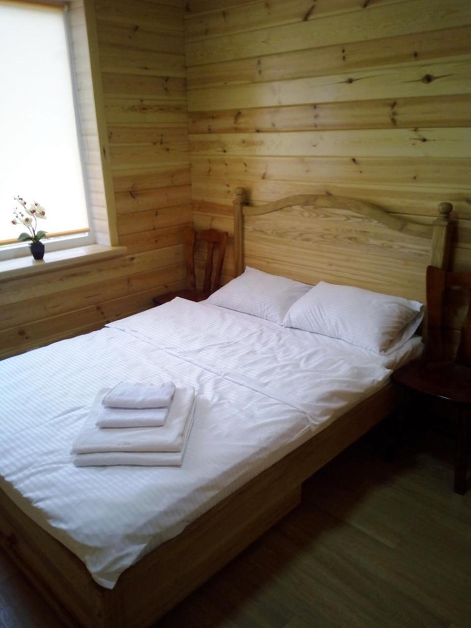 Коттедж Для Отдыха Дискавери Yablunytsya Exterior photo