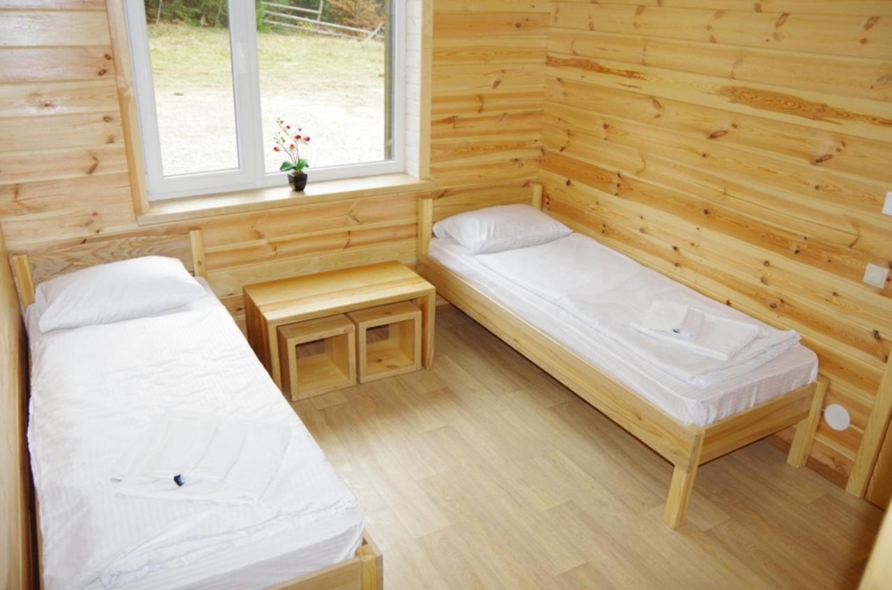 Коттедж Для Отдыха Дискавери Yablunytsya Exterior photo